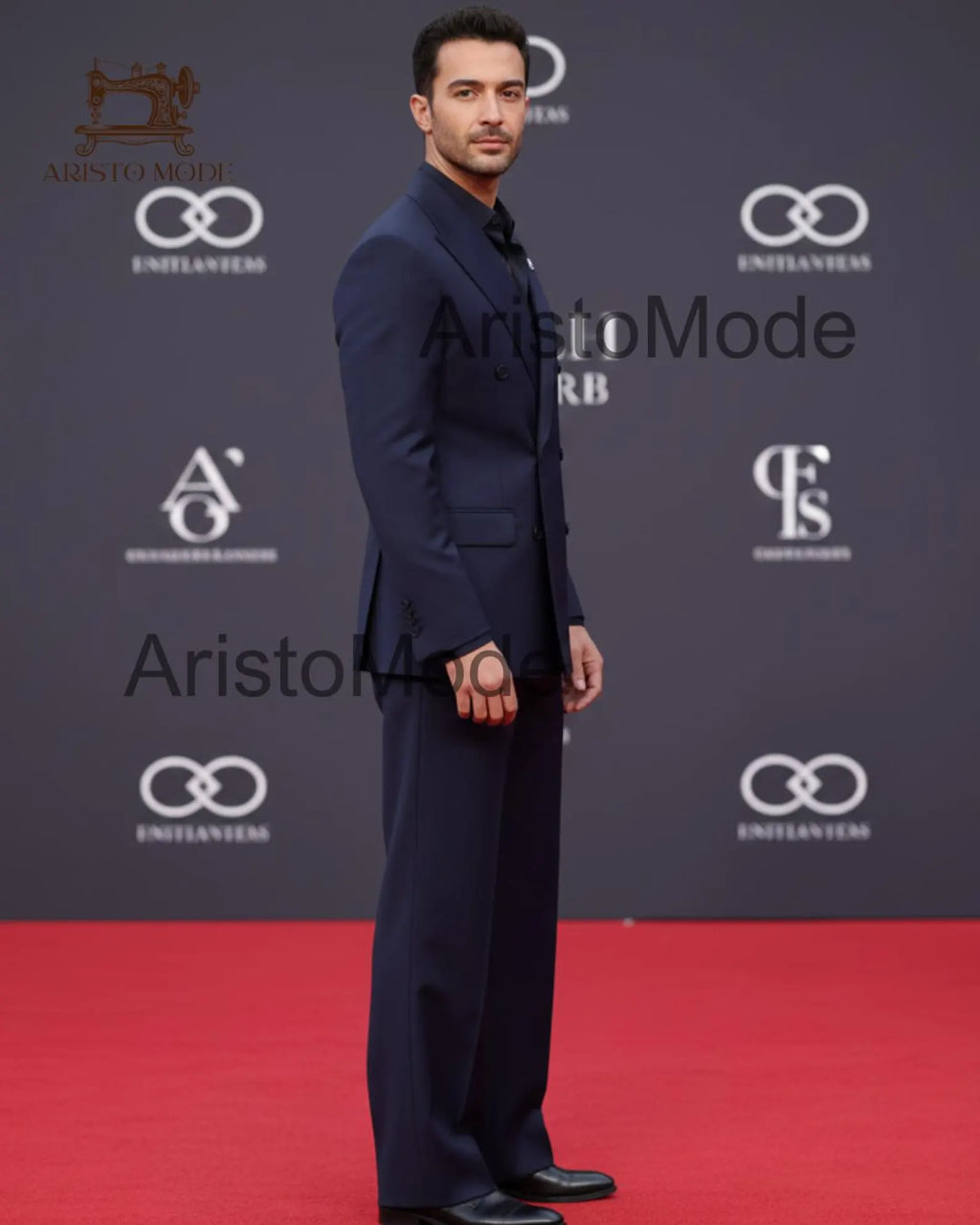 Double Breasted Navy Blue Men’s Suit