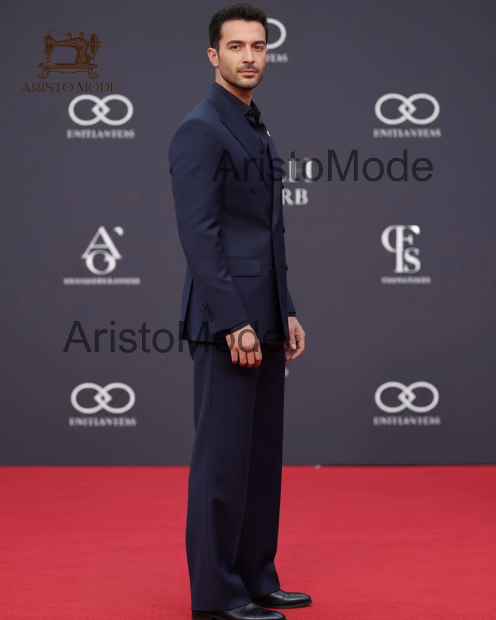 Double Breasted Navy Blue Men’s Suit