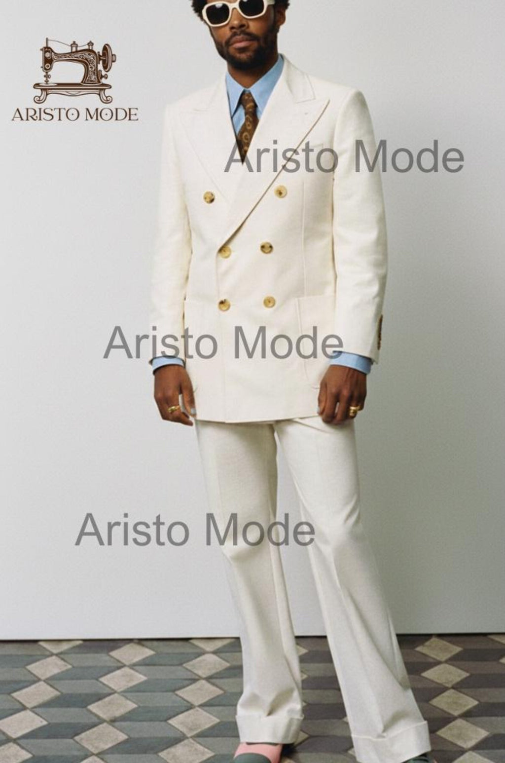 White Men’s Double Breasted Suit