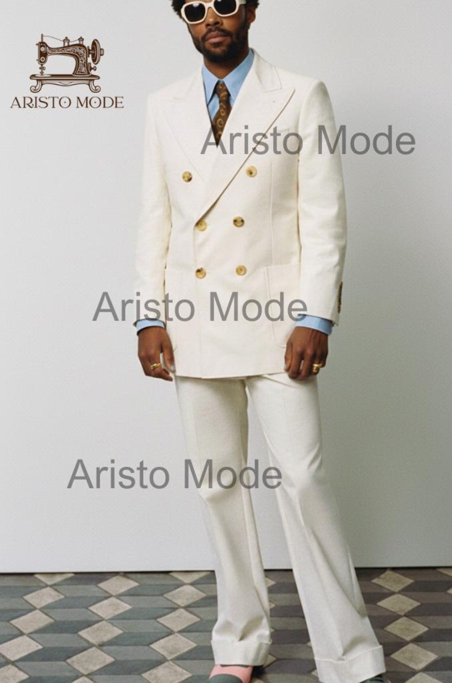 White Men’s Double Breasted Suit